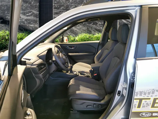 Subaru Forester Station 2.0i e-Boxer Swiss Plus