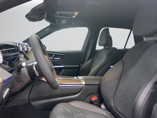 MERCEDES-BENZ GLC 220 d AMG Line 4matic 3