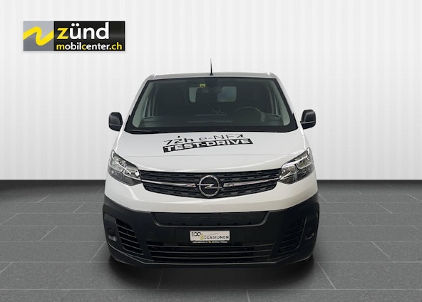 Vehicle image 4 Vehicle image 4