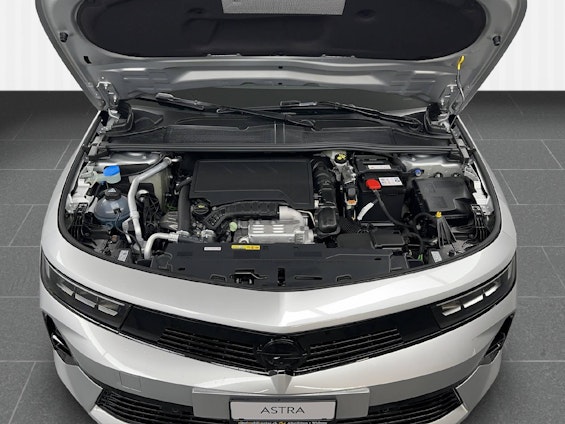 Vehicle image 13 Vehicle image 13