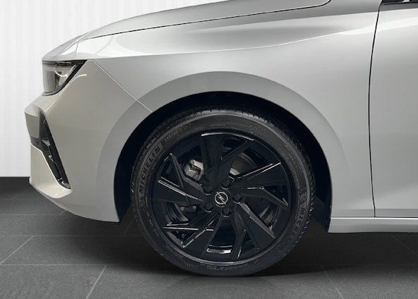 Vehicle image 12 Vehicle image 12