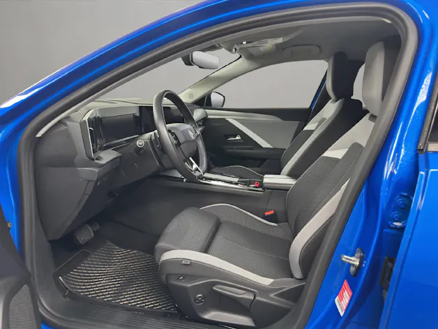 Opel Astra 1.6 T PHEV 180PS Automat Swiss