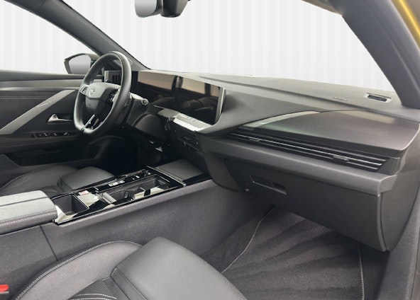 Vehicle image 10 Vehicle image 10