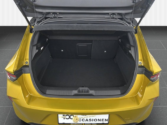 Vehicle image 11 Vehicle image 11