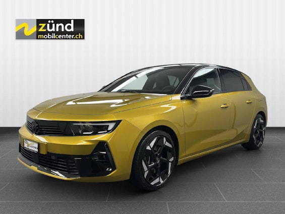 First vehicle image