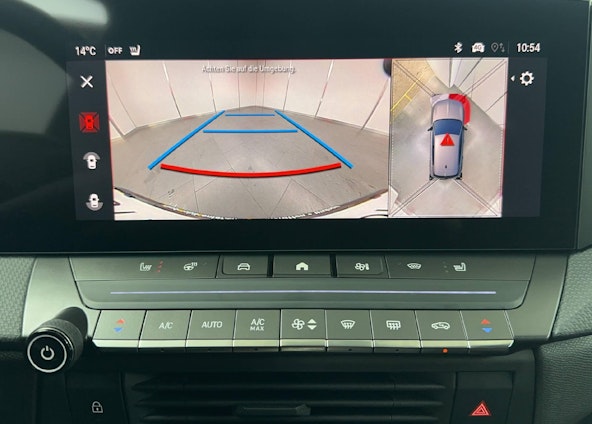 Vehicle image 14 Vehicle image 14