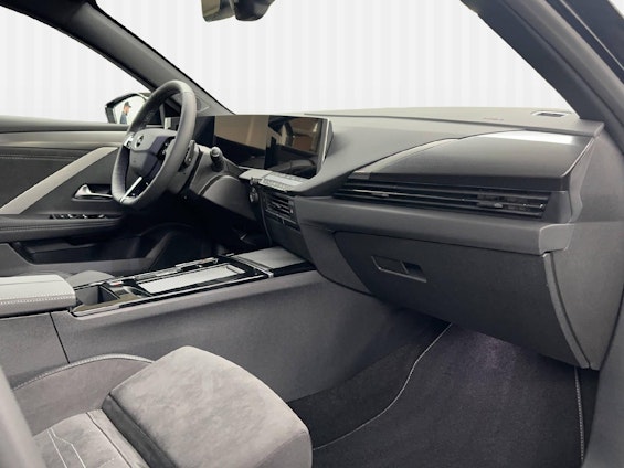 Vehicle image 10 Vehicle image 10