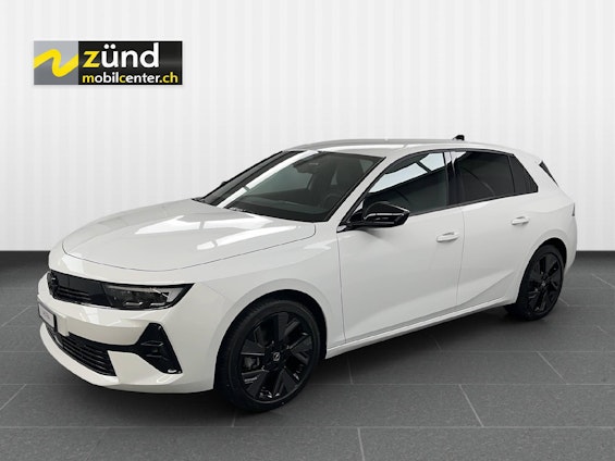 First vehicle image First vehicle image