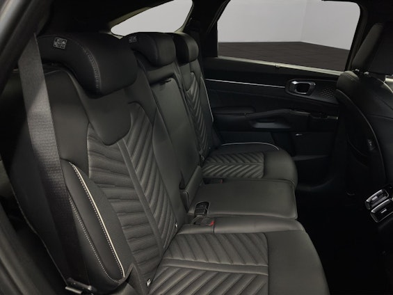 Vehicle image 23 Vehicle image 23