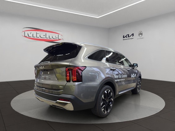 Vehicle image 5 Vehicle image 5