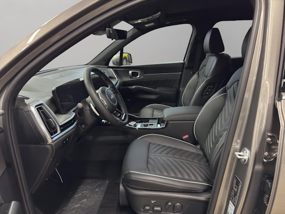 Vehicle image 20 Vehicle image 20