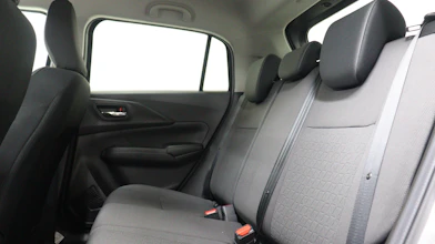 https://vehicle.imgix.net/3779824/17740652-4244-4e69-9ecf-be24b06b92b3.JPG