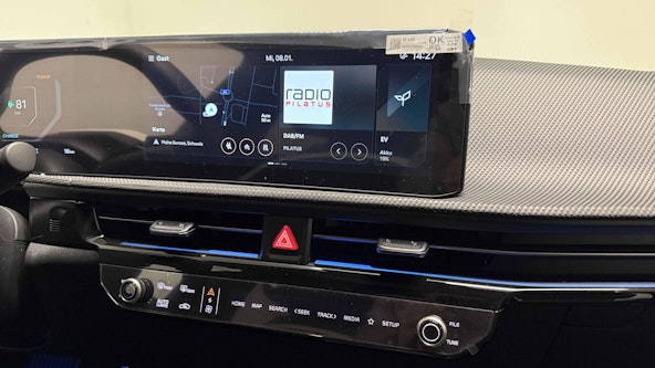 Vehicle image 13 Vehicle image 13