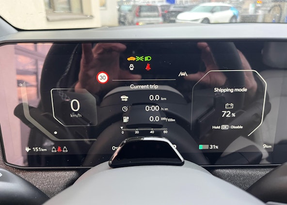 Vehicle image 19 Vehicle image 19