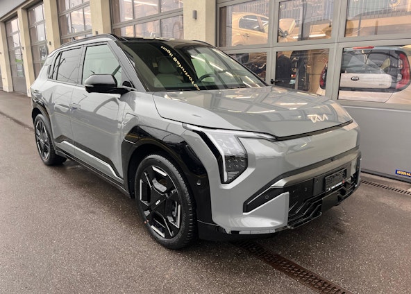 Vehicle image 4 Vehicle image 4