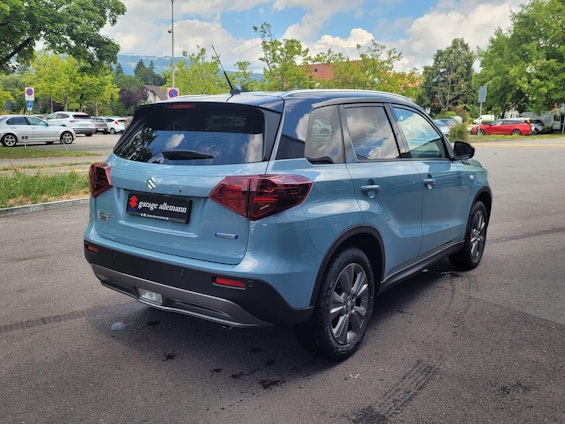 Vehicle image 3 Vehicle image 3