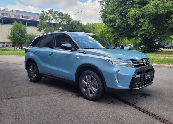 Vehicle image 4 Vehicle image 4