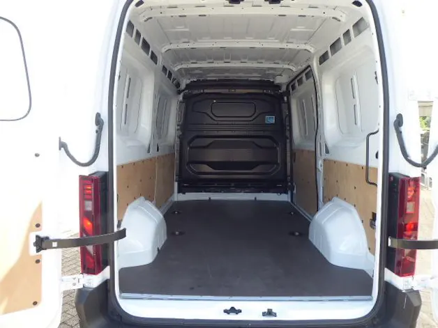 RENAULT Master Kaw. 3.5 t L2H2 2. Blue dCi 130