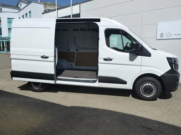 RENAULT Master Kaw. 3.5 t L2H2 2. Blue dCi 130