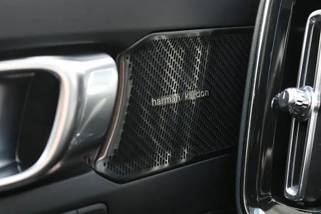 Volvo XC40 P8 Twin R-Design AWD