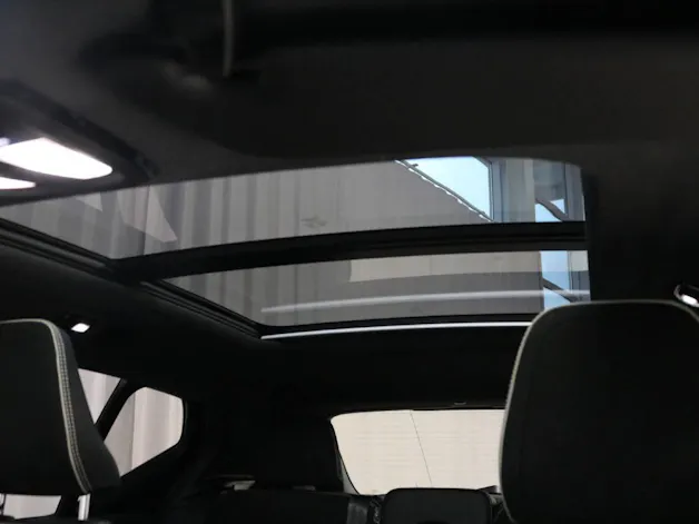 Volvo XC40 P8 Twin R-Design AWD