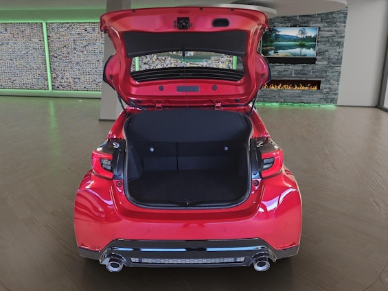 Vehicle image 17 Vehicle image 17