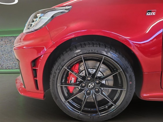 Vehicle image 5 Vehicle image 5