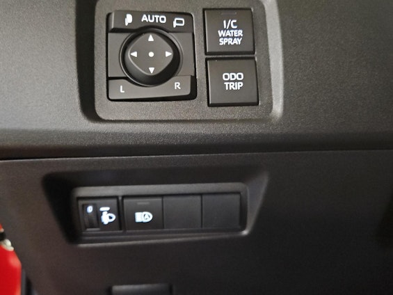 Vehicle image 15 Vehicle image 15