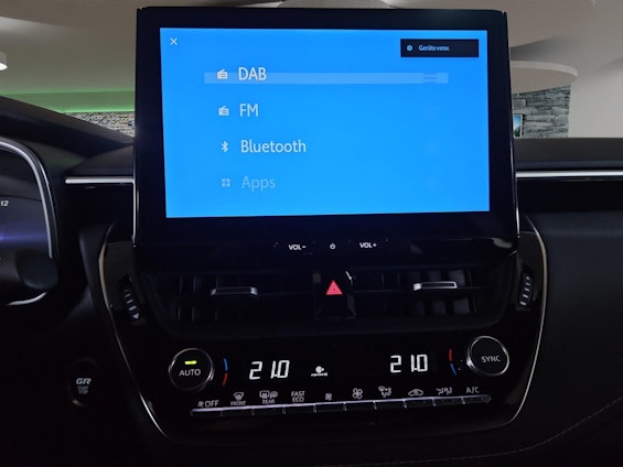 Vehicle image 14 Vehicle image 14