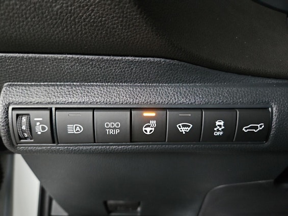 Vehicle image 16 Vehicle image 16