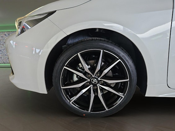 Vehicle image 5 Vehicle image 5