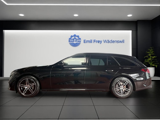 MERCEDES-BENZ E 220 d AMG Line 4matic Kombi 1