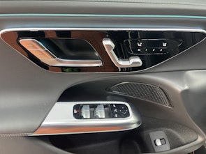 immagine del veicolo MERCEDES-BENZ E 220 d 4MATIC T-Modell AMG Line