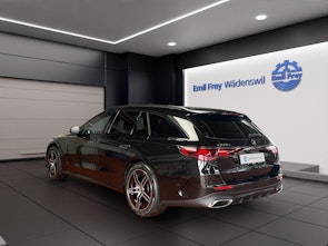 immagine del veicolo MERCEDES-BENZ E 220 d 4MATIC T-Modell AMG Line