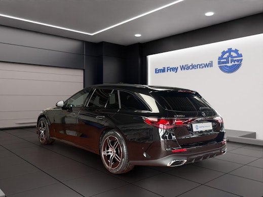 MERCEDES-BENZ E 220 d AMG Line 4matic Kombi 2