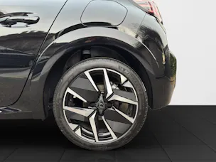 Peugeot 208 GT 1.2 Hybrid 145