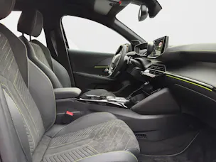 Peugeot 208 GT 1.2 Hybrid 145