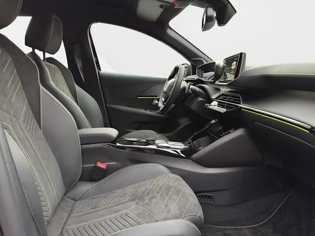 Peugeot 208 GT 1.2 Hybrid 145