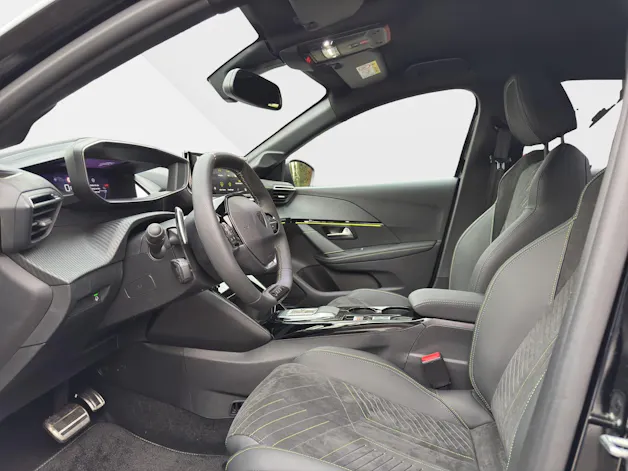 Peugeot 208 GT 1.2 Hybrid 145