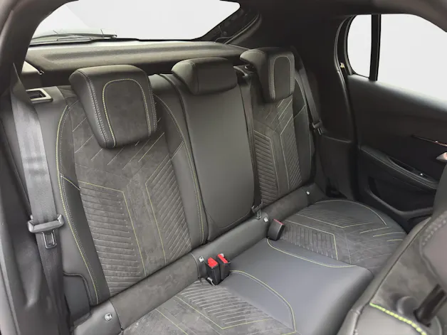 Peugeot 208 GT 1.2 Hybrid 145