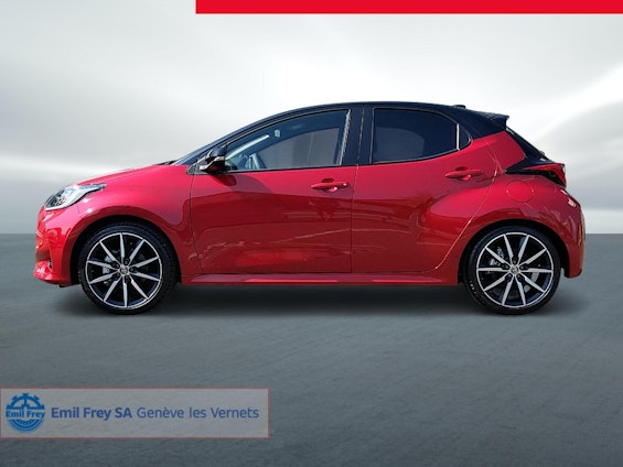 Vehicle image 3
