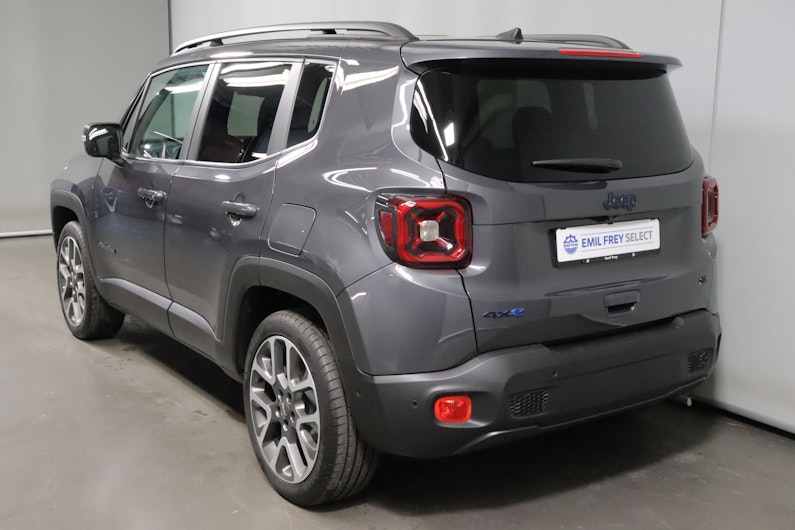 Vehicle image JEEP RENEGADE