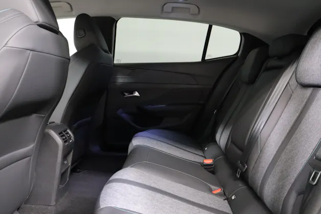 Peugeot 408 1.6 PHEV 225 Allure Pack