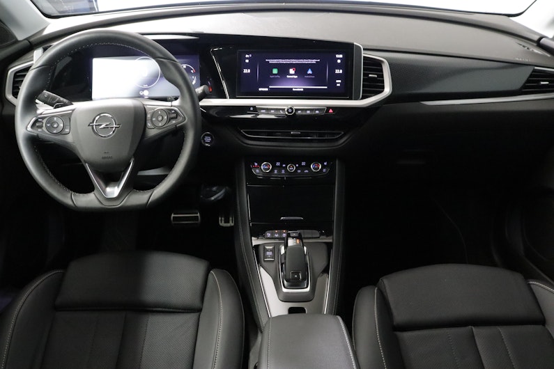 Vehicle image OPEL GRANDLAND