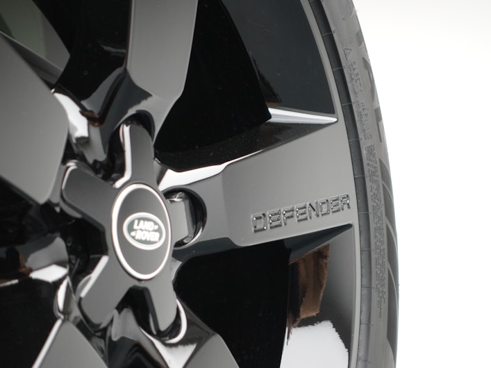 Vehicle image LAND ROVER DEFENDER