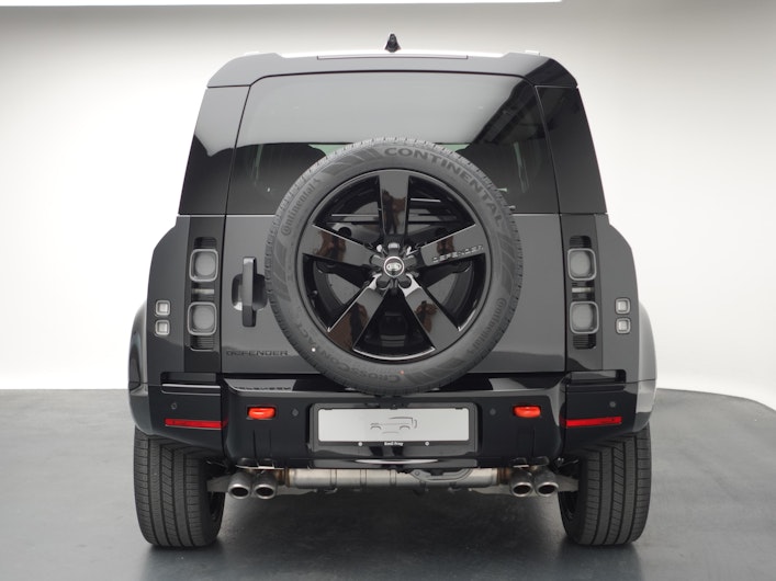 Vehicle image LAND ROVER DEFENDER