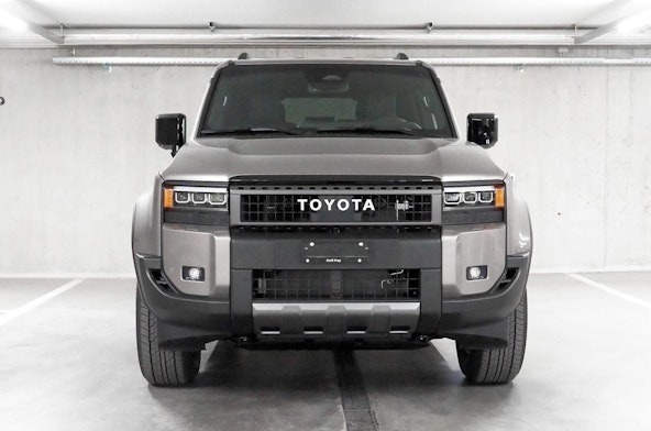 Vehicle image 9 Vehicle image 9