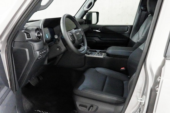 Vehicle image 2 Vehicle image 2