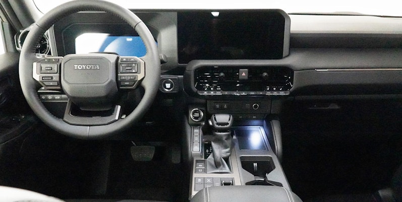 Vehicle image TOYOTA LANDCRUISER