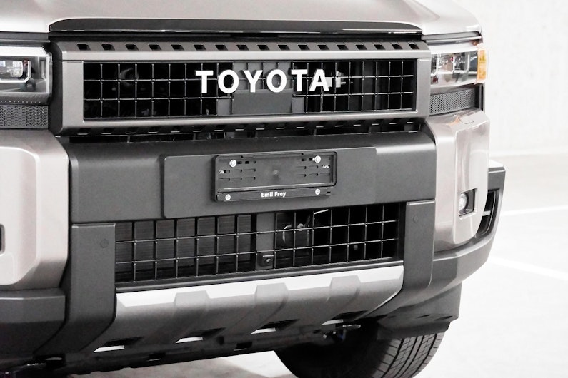 Vehicle image TOYOTA LANDCRUISER